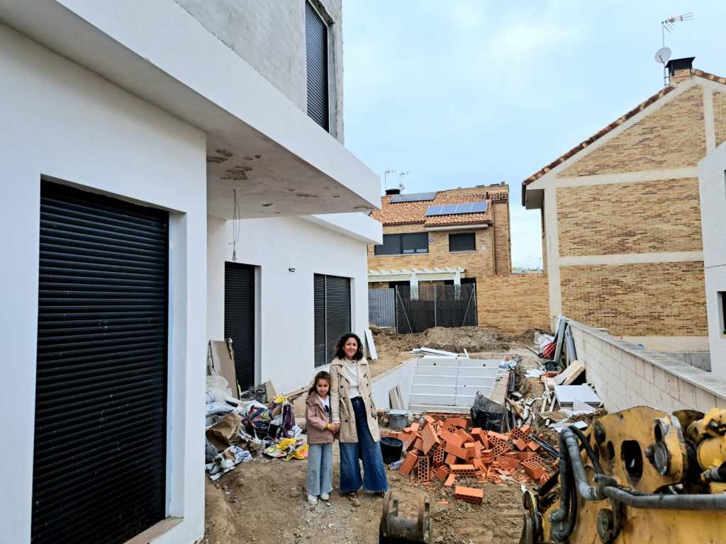 La construcción de un hogar ante la crisis de la&nbsp;vivienda